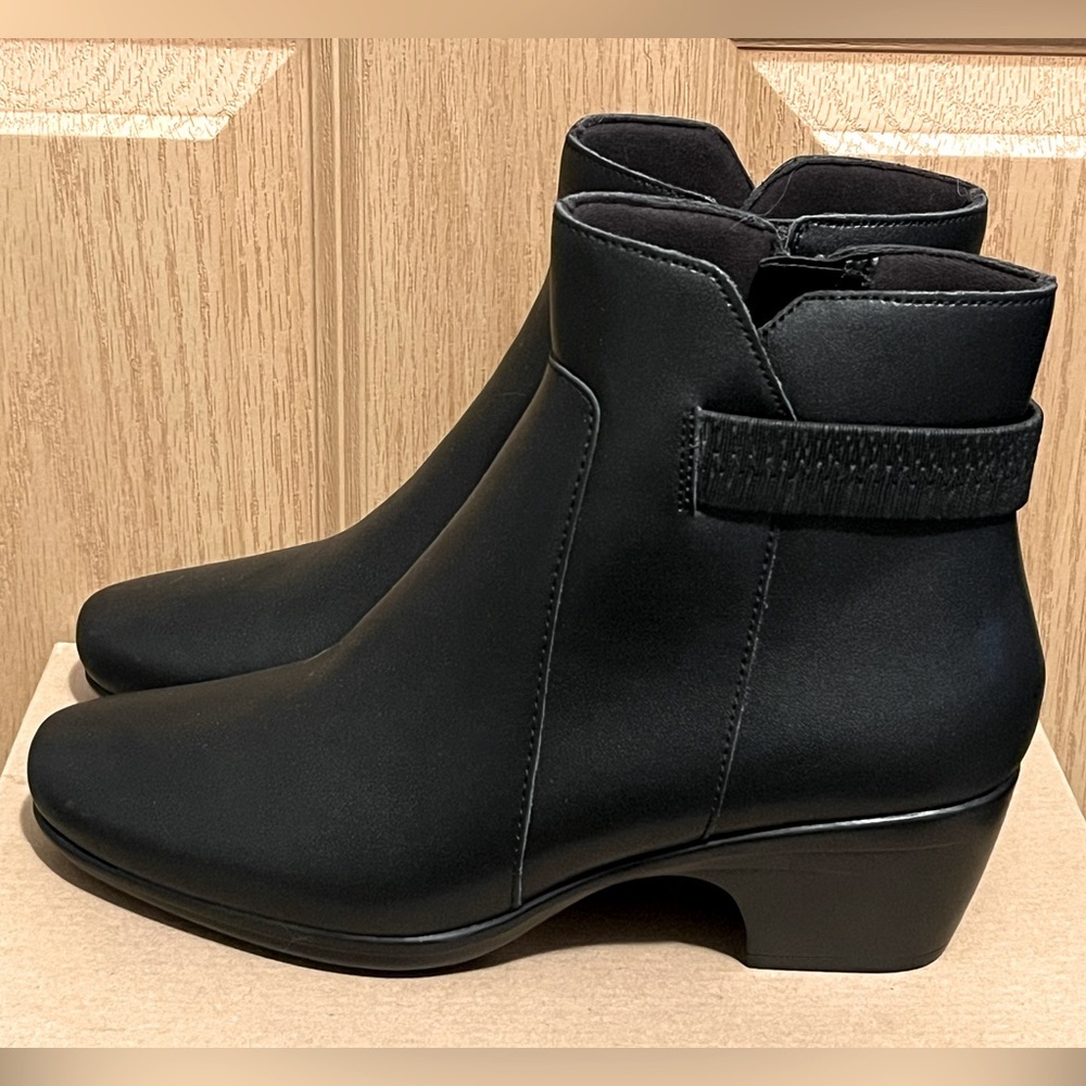 Clarks Elegant Black Ankle Booties